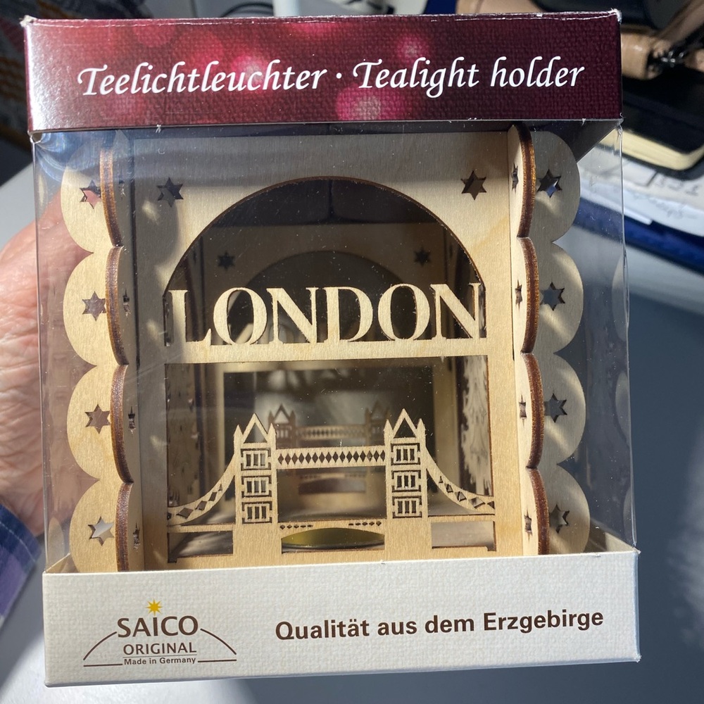 Saico wooden tea light holder made in Germany featuring London Bridge